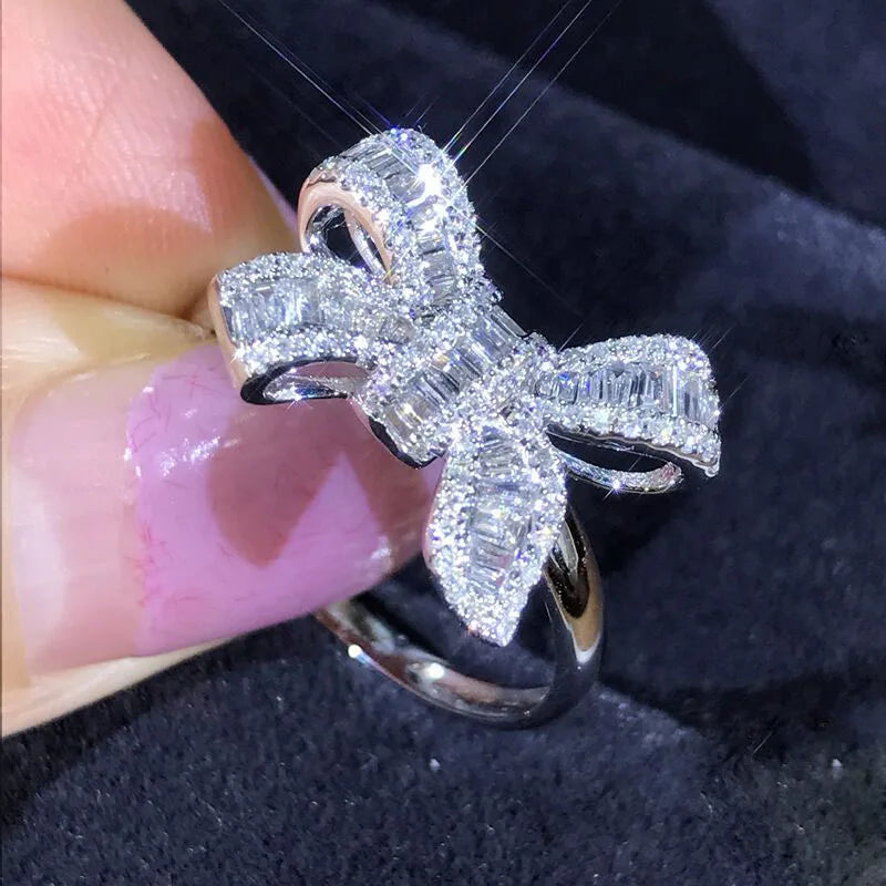 Sparkling Bow Knot Ring