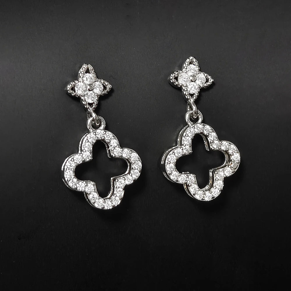 Elegant Clover Earrings